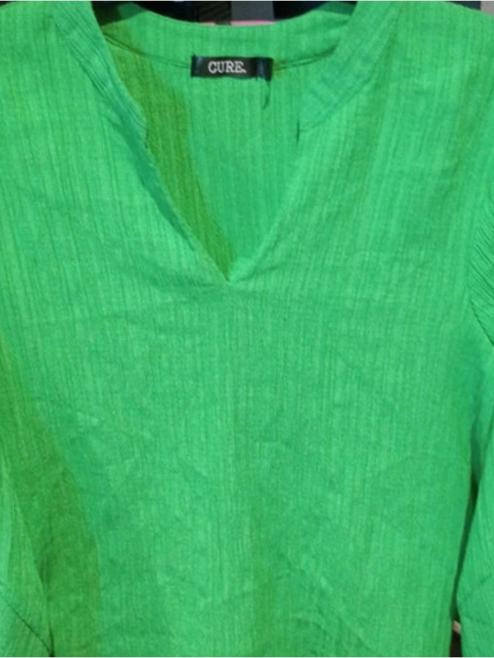 CURE Bright Green V-Neck Tunic Top